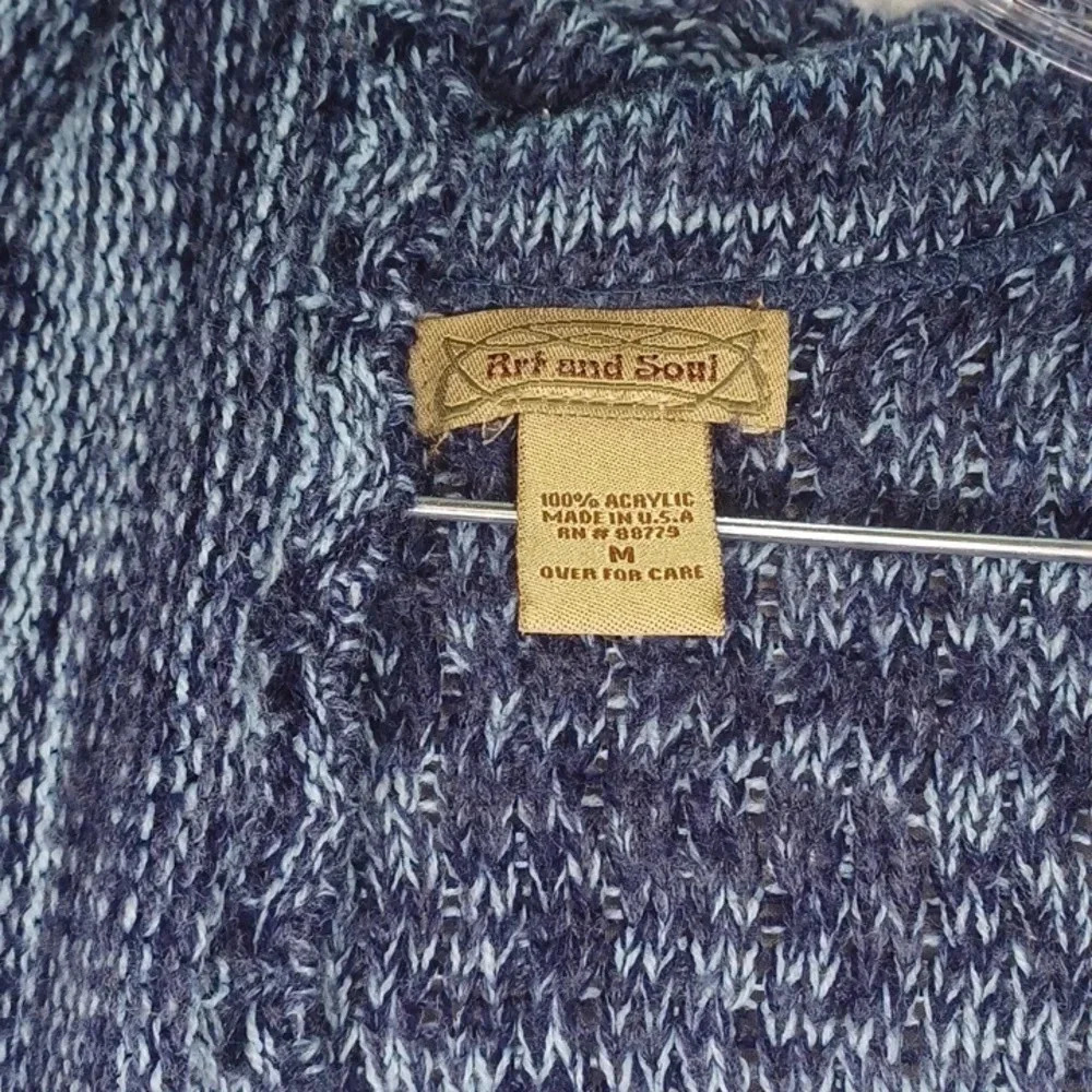 Art and Soul sleeveless sweater - Picture 2 of 6